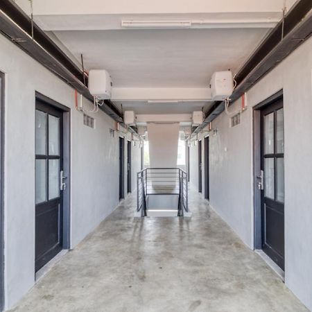 Reddoorz Syariah Near Galeria Mall יוגיאקרטה מראה חיצוני תמונה