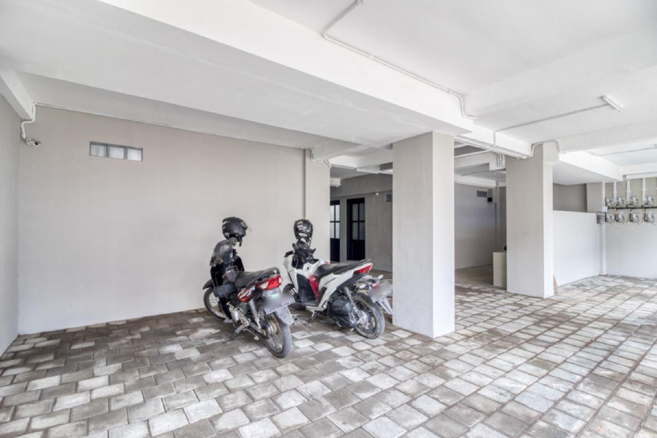 Reddoorz Syariah Near Galeria Mall יוגיאקרטה מראה חיצוני תמונה